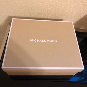 ❌SOLD❌Michael Kors Box
